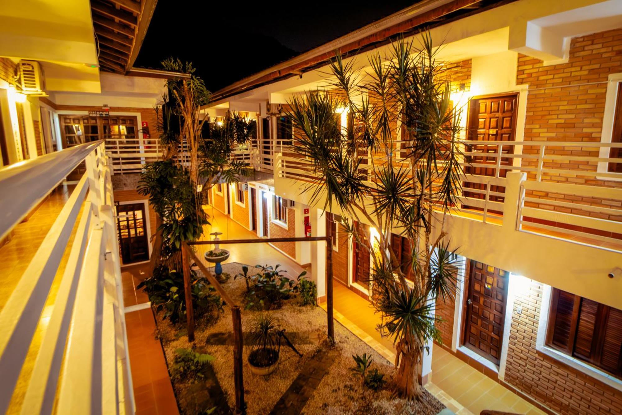 Velinn Pousada Ubatuba Tropical Exterior photo